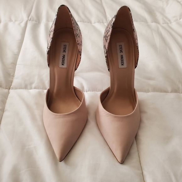 Steve Madden Nude Snake Pumps - Picture 3 of 4